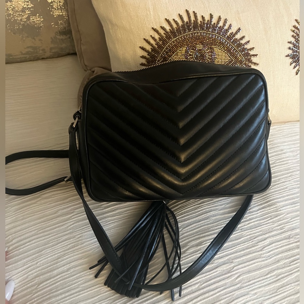 Yves Saint Laurent Black Quilted Leather Camera Bag with Gold Logo - Picture 8 of 17